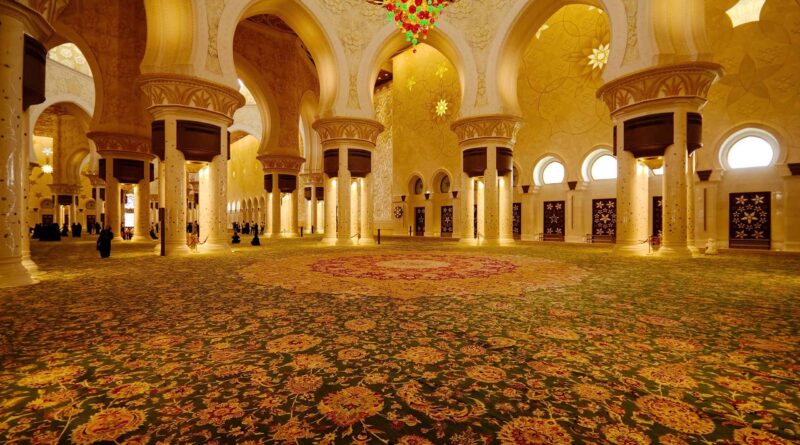 Which Type of Carpets Are Best to Install in Mosques?